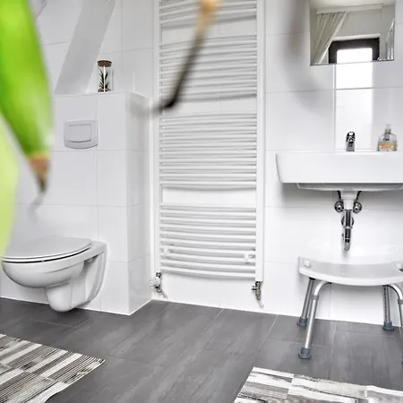 Appartement Ostseeferienhaus Oberes *