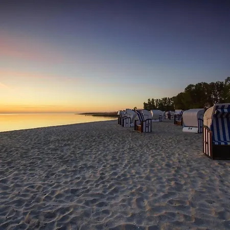 Ostseeferienhaus Oberes * Mönkebude