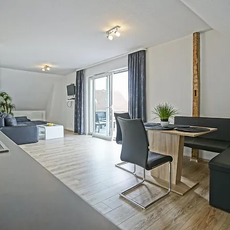 Ostseeferienhaus Oberes * Mönkebude